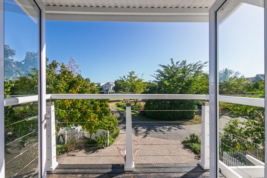 6 Bedroom Property for Sale in Thesen Islands Western Cape